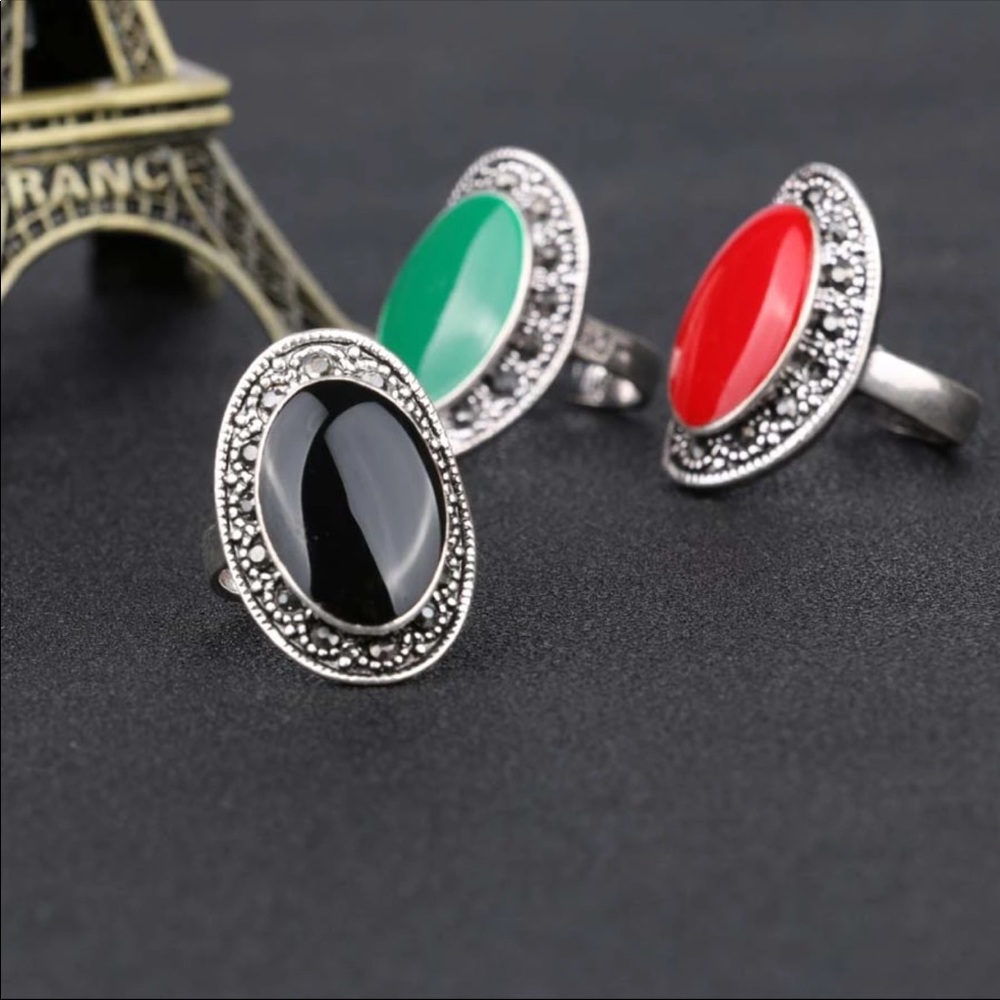 BLACK OVAL WOMEN’S RING - Picture 3 of 6